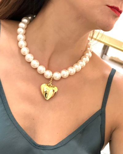 Collana con pendente cuore perle sintetiche